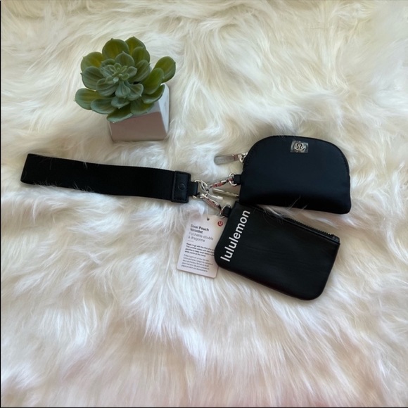 lululemon athletica Handbags - 🎉Last One 🎉Lululemon Dual Pouch Wristlet